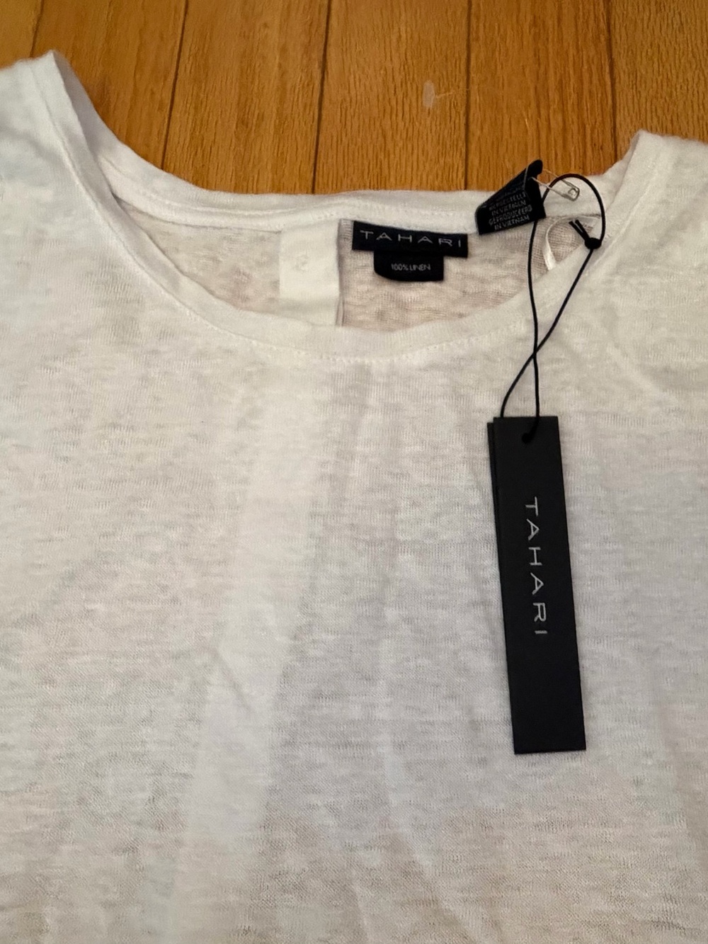 Tahari White Sleeveless Boxy Tank - Picture 3 of 6